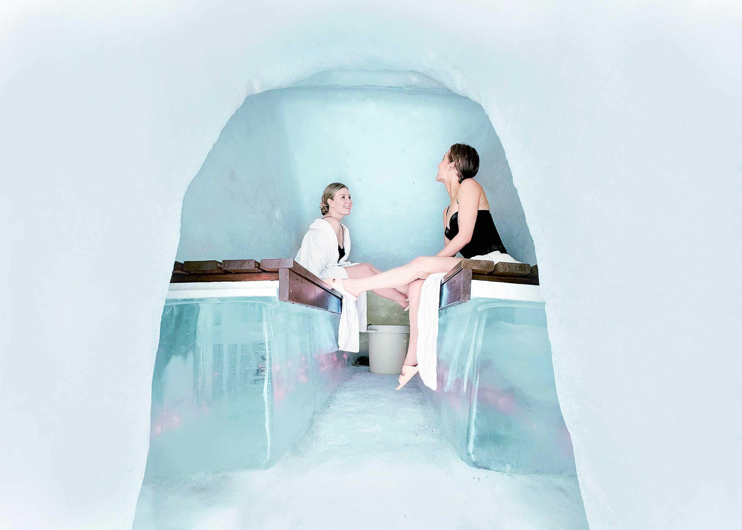 Snow and ice experience - Snow sauna - Rovaniemi - Lapland - Arctic Snowhotel & Glass igloos (2)