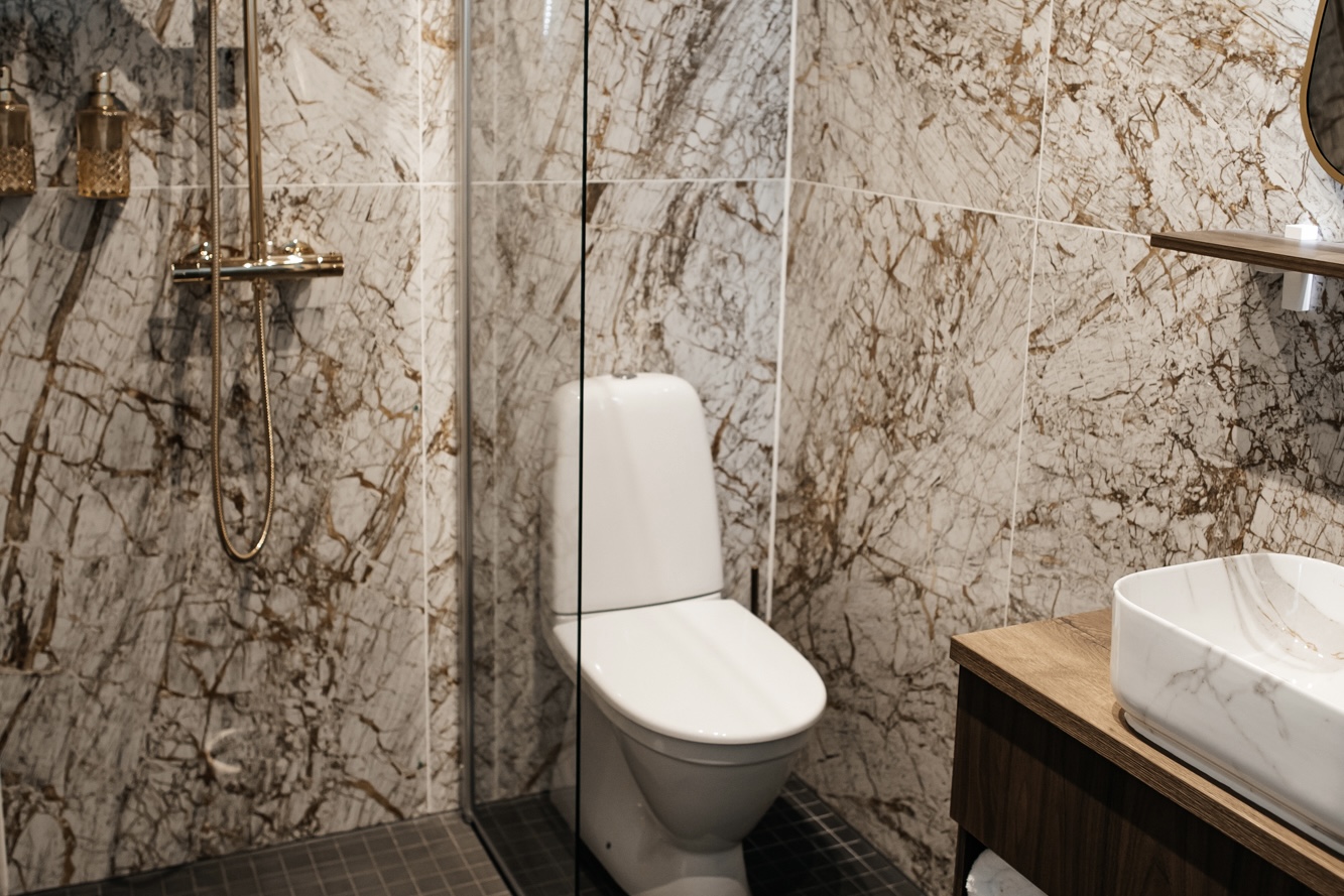 Bathroom-Forest-view-deluxe-room-light-_AR_W_Aito-AlexandraV_2024-04-03_011